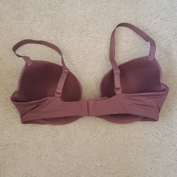 EUC J. Crew everyday underwire T-shirt bra - Picture 2 of 3